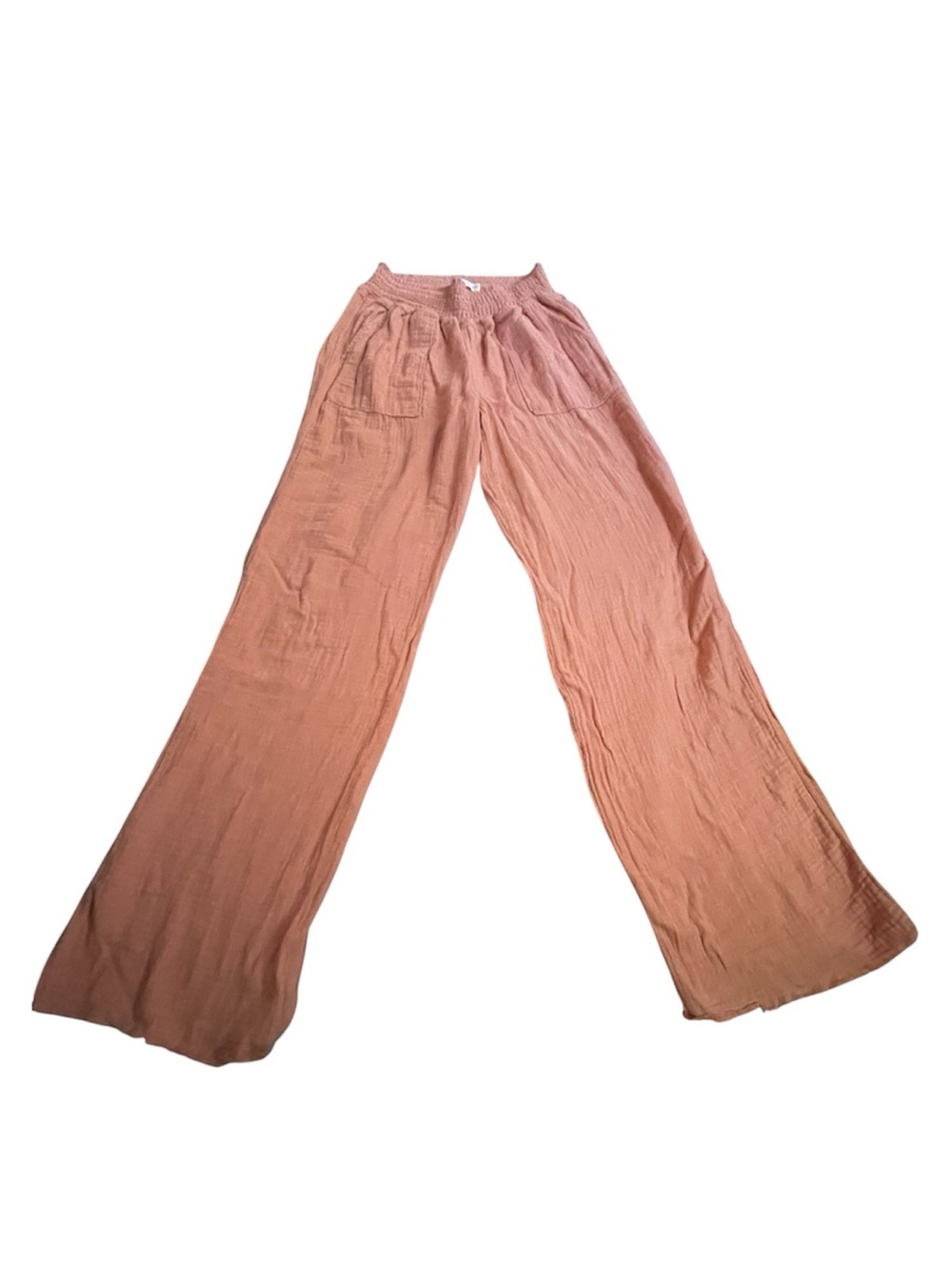 Women’s NWOT Happily Grey Wide Leg Pull-On Pants in a dusty rose/peach hue